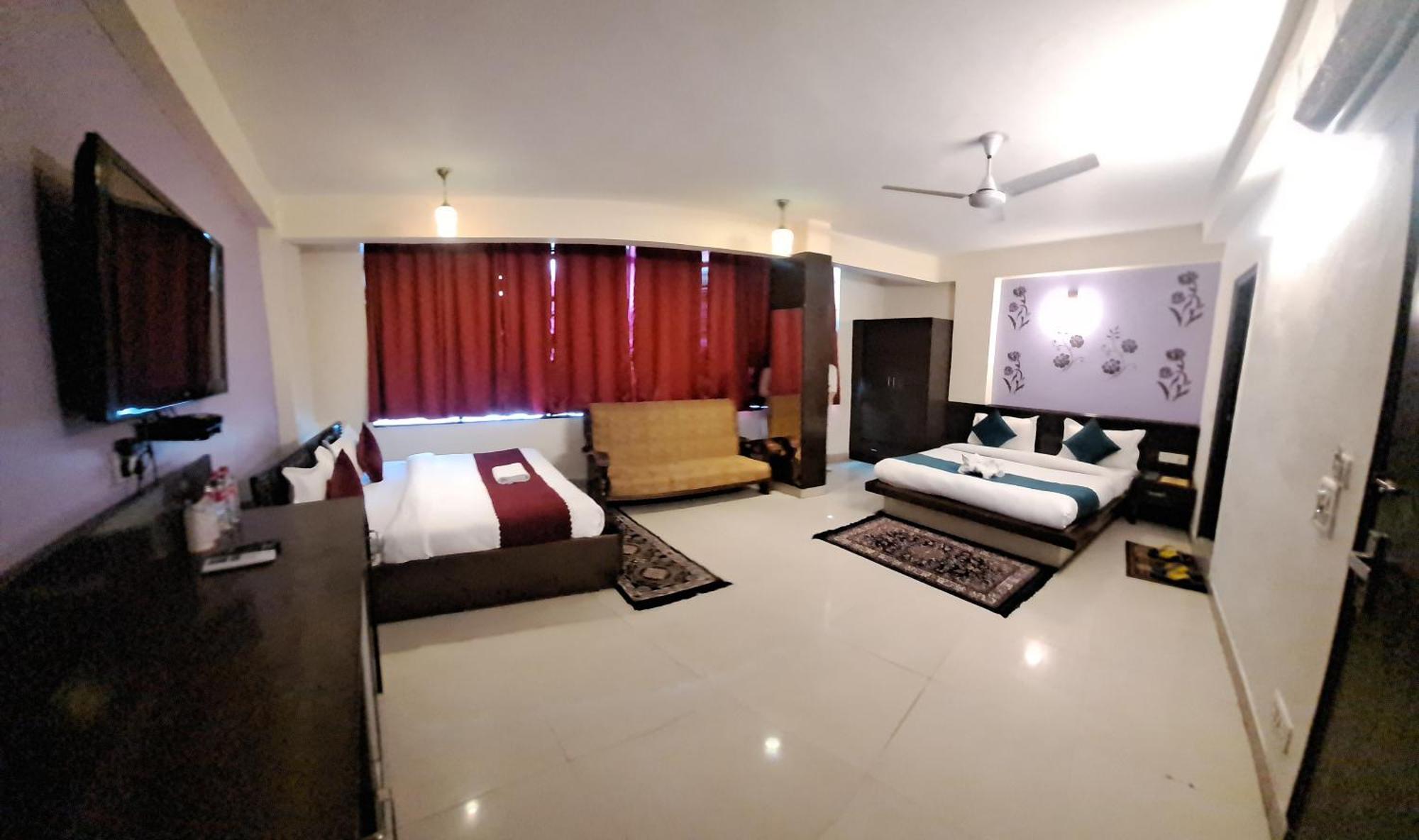 Airport Hotel Port View Nueva Delhi Exterior foto